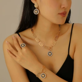 耳环;项链;戒指