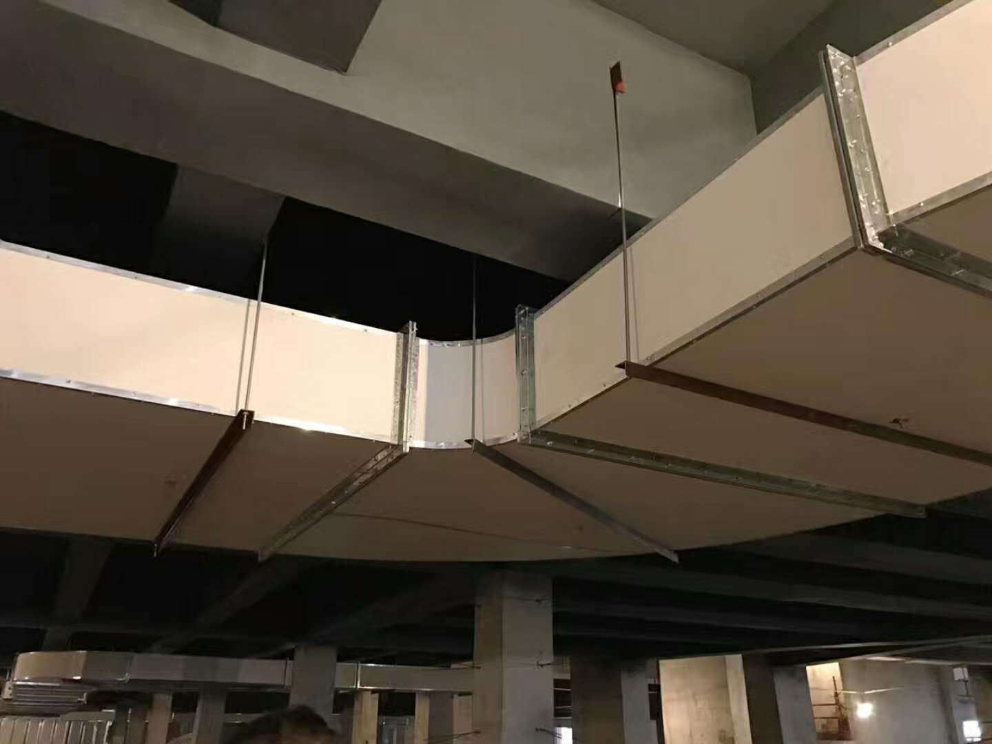 高结晶钢面镁质复合排烟风管