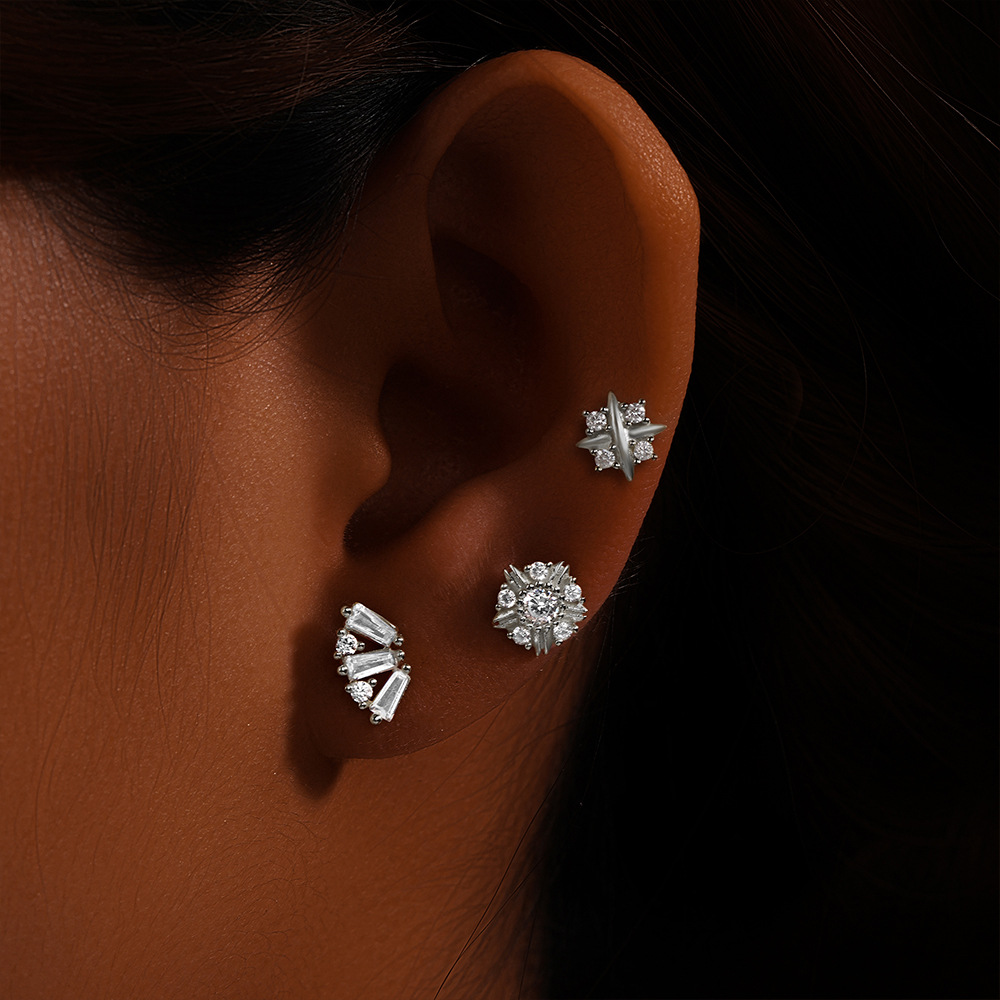 1 Piece Vintage Style Geometric Solid Color Plating Sterling Silver Ear Studs display picture 1