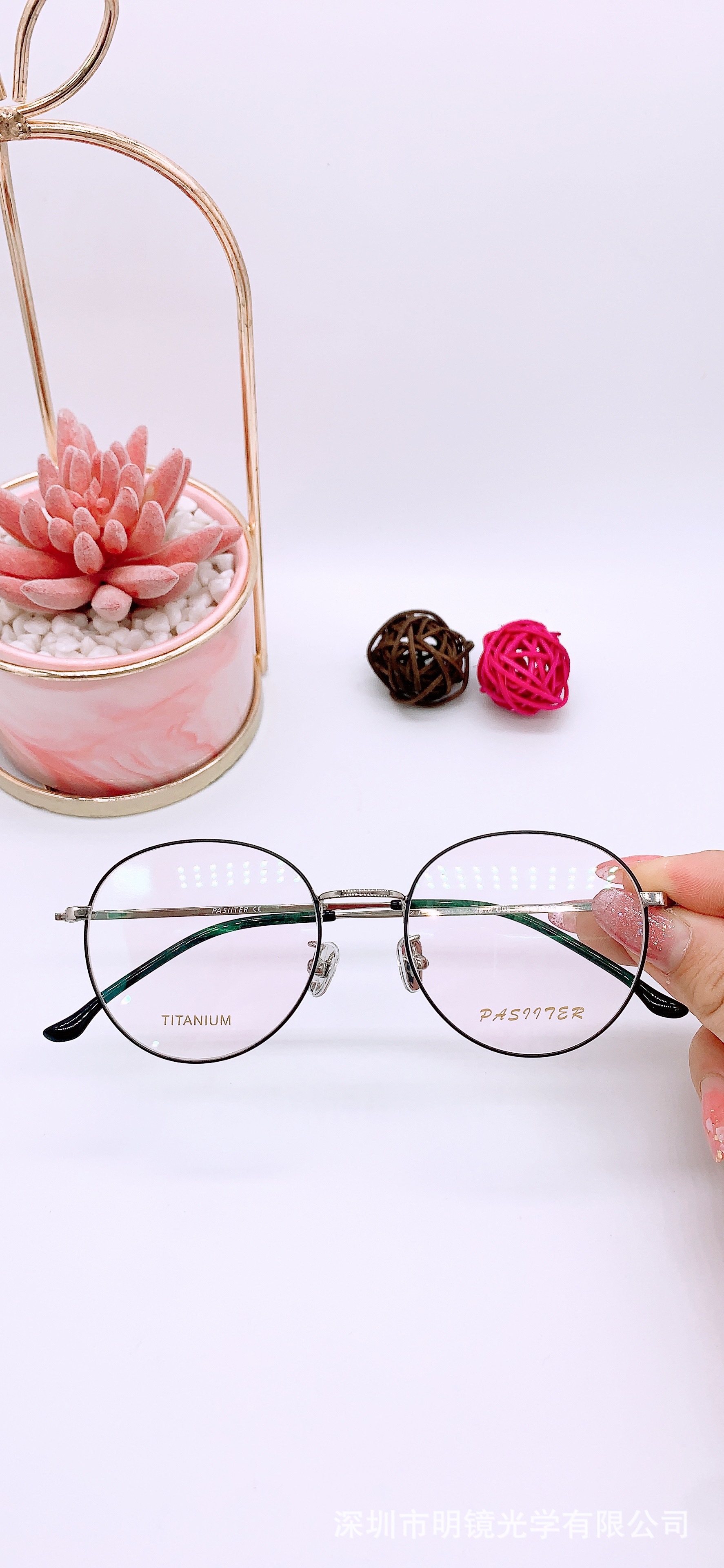Fashionable ultra light retro glasses for men and women