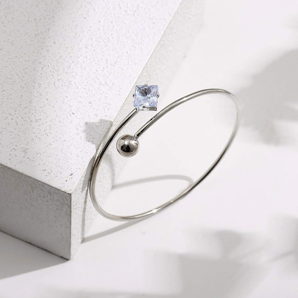 ins advanced niche open design Diamond-embedded square fashion simple open bracelet_voghion.com