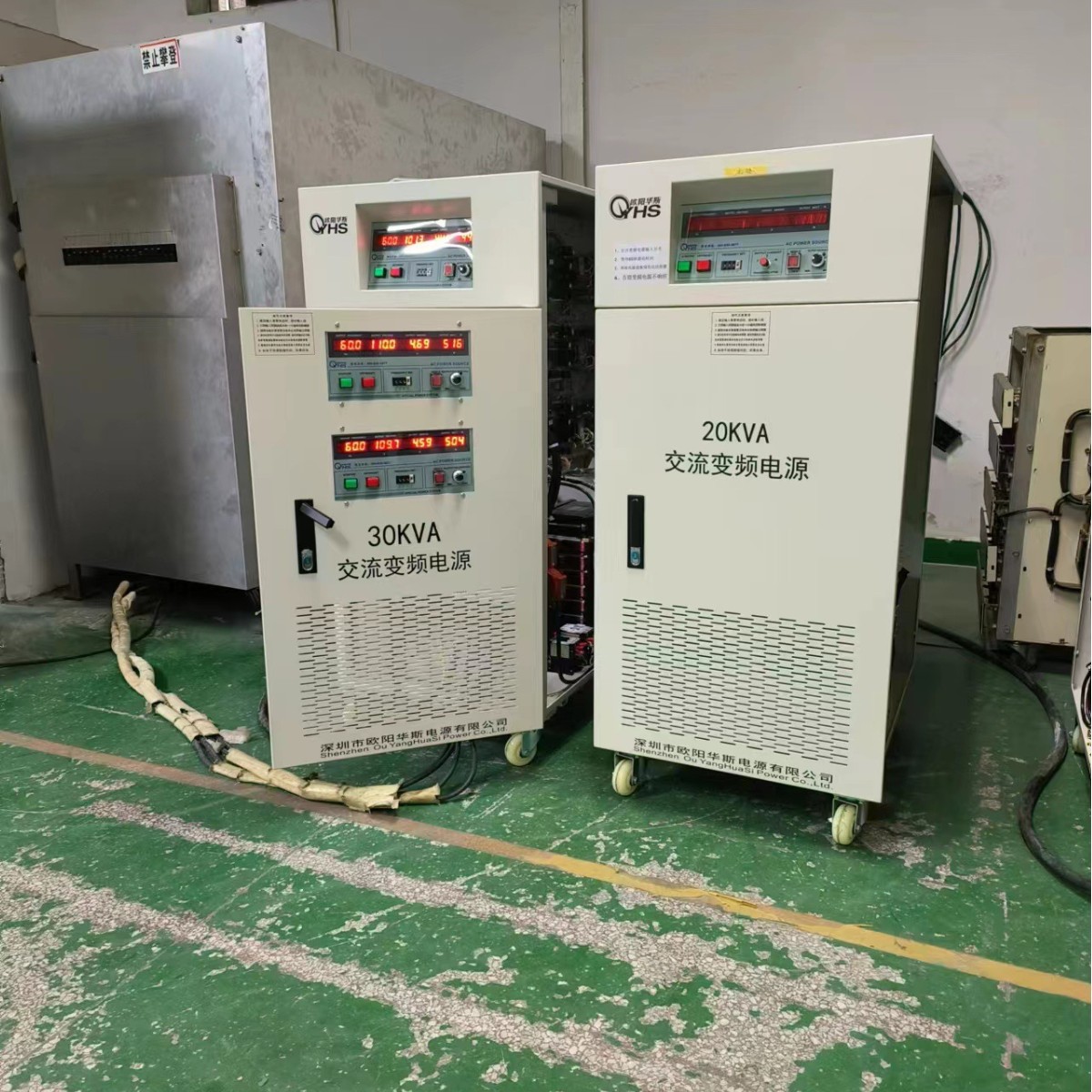 ŷ����˹30KVA��Ƶ��Դ�������·�������ɵ�0-300V��Ƶ��Դ