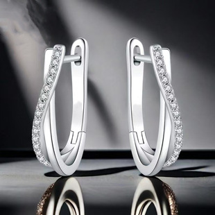 �W���羳���u��ʯU�ξ��l���h����ŮС���ٴ�r�и߼��ж����