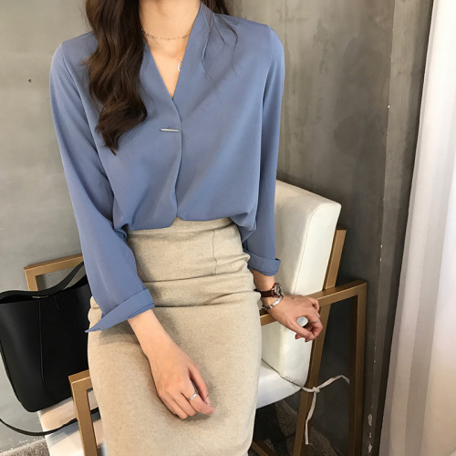 2025 Spring and Autumn New Gentle Style V-Neck Women's Long-Sleeve Top Korean Style Chiffon Blouse Solid Color Base Layer