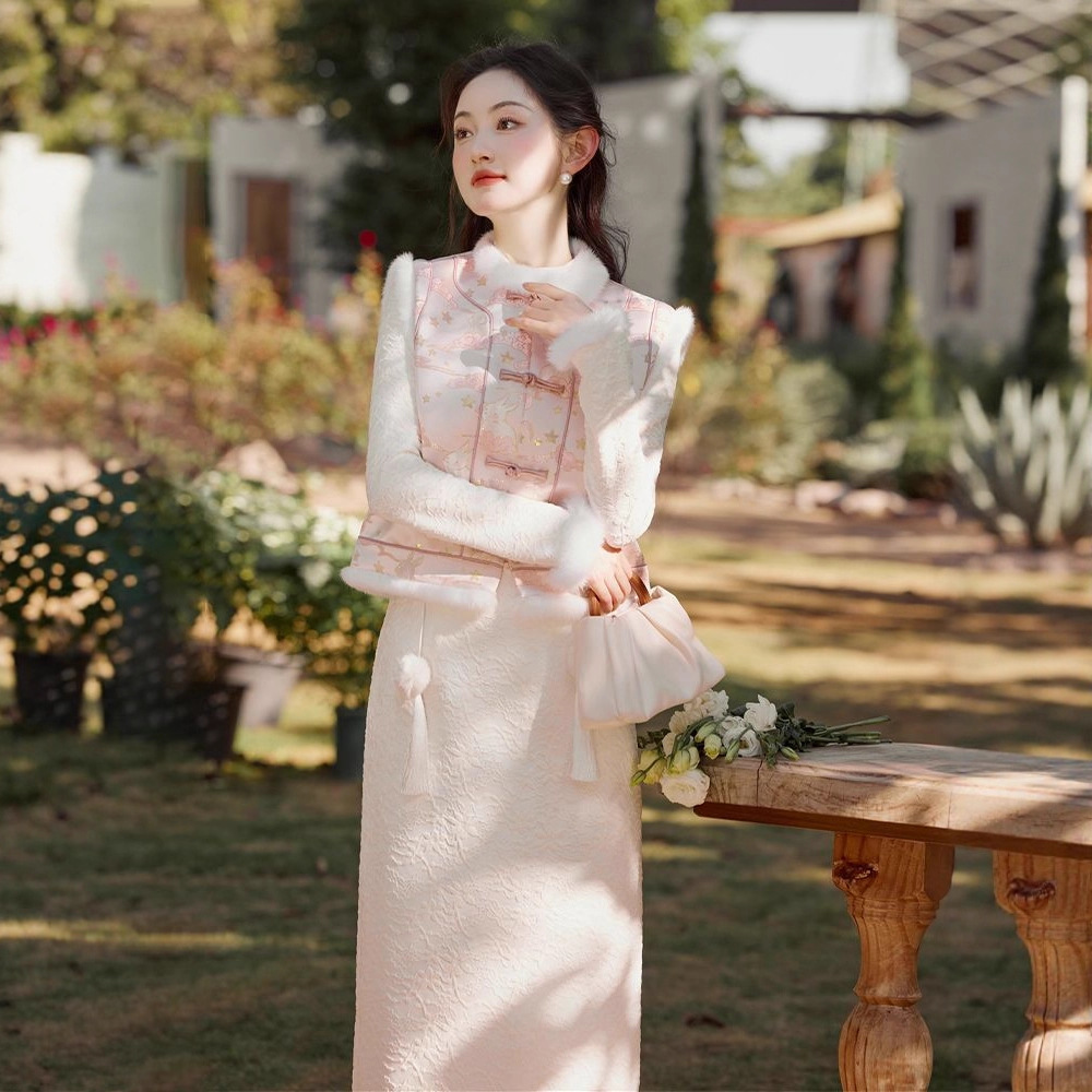 New Chinese Style Suit, Autumn and Winter Tang Suit, Chinese Style Cheongsam Vest, New Year's Greetings, Artistic Tea Suit, Zen Style for Women