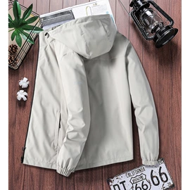 男式夹克;男式休闲裤;男式T恤