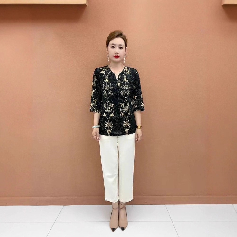 2025爆款中老年妈妈装雪纺印花面料女装T恤休闲舒适气质通勤上衣