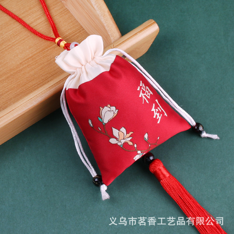 Good Luck【Red】-Tassel Style
