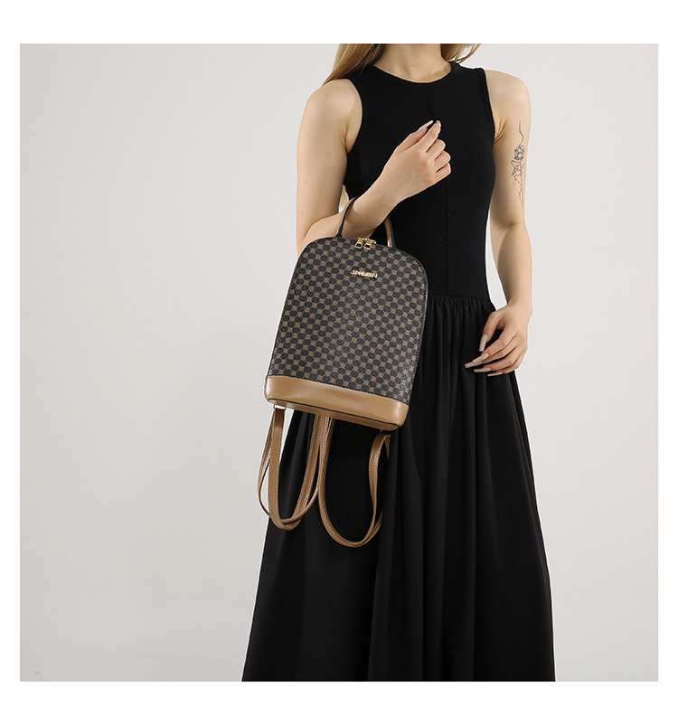 A stylish and trendy casual backpack for the 2024 autumn and winter season, featuring a large-capacity single-shoulder women's retro commuting crossbody bag undefined
