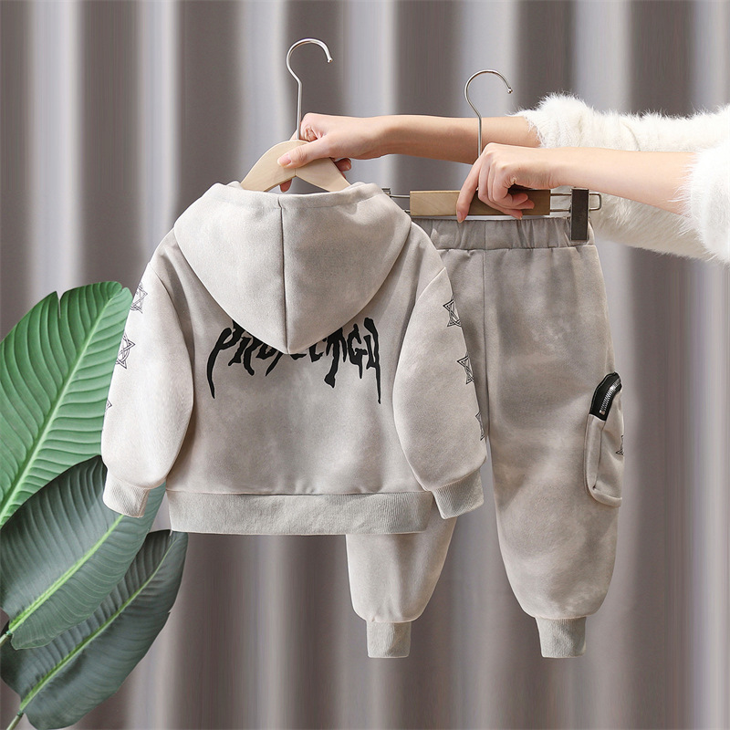 7090 traje de primavera para niños 2025 nueva chaqueta con capucha de primavera para niños ropa deportiva de primavera de dos piezas de moda