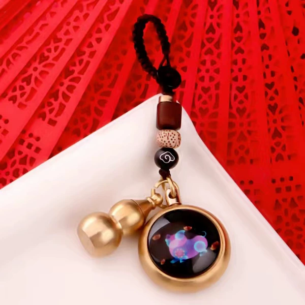 Auspicious cloud rope + luminous [Zodiac Pig] + Copper gourd sends sand