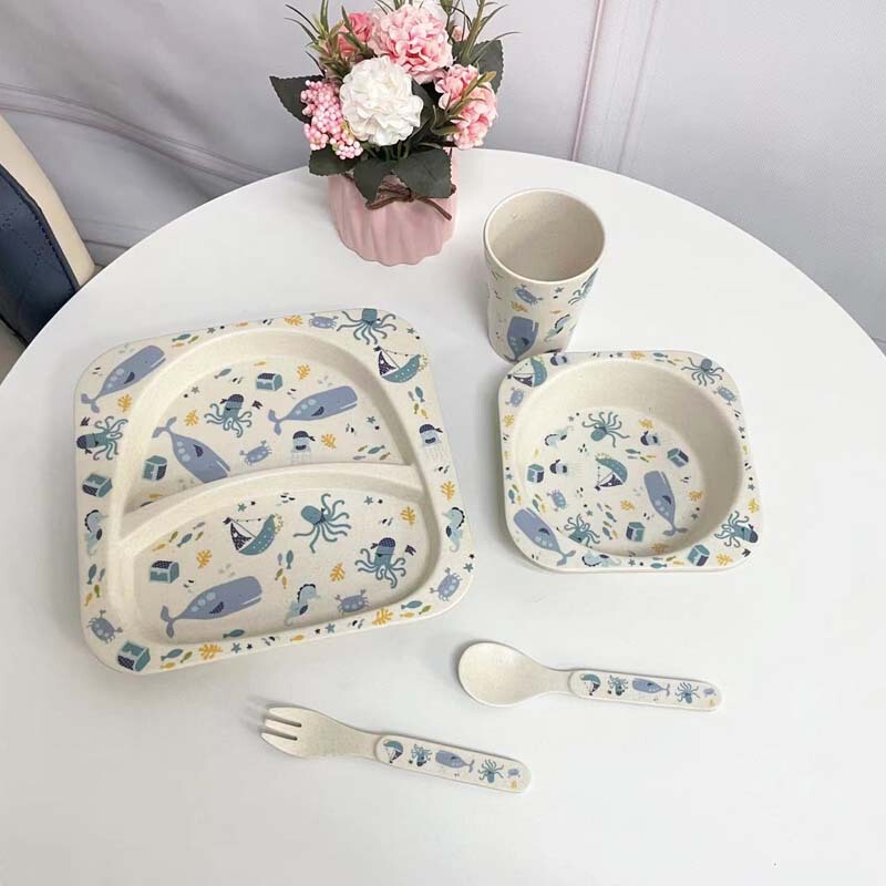 工場の外国貿易の子供の環境保護の食器の家庭用子供の皿の杯のスプーンのフォークのギフトボックスのセットのメラミンは投げます漫画に耐えます。|undefined
