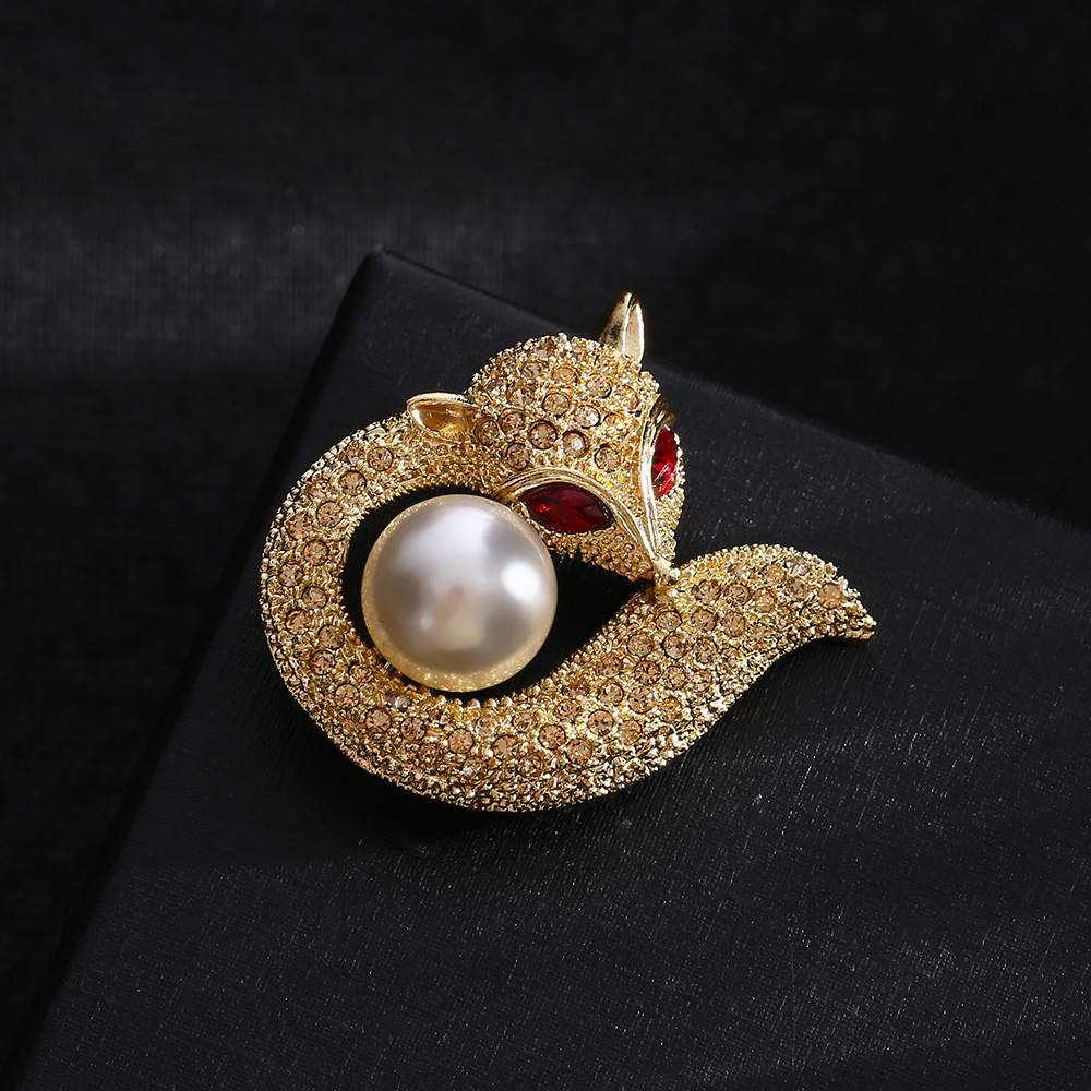 Lady Animal Alloy Women's Brooches display picture 3