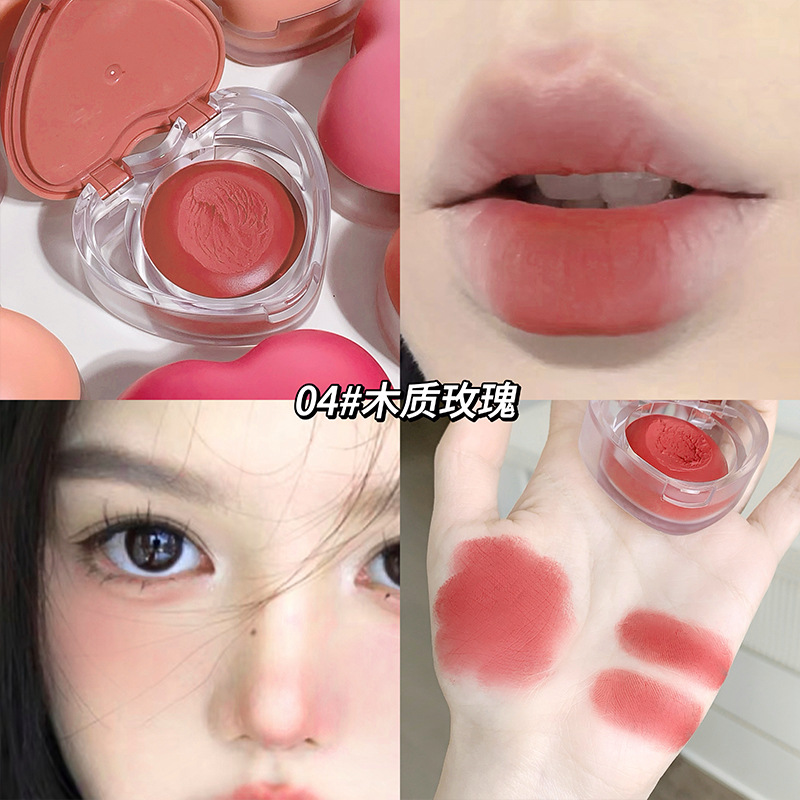 Gogo Bear Love Lip and Cheek Cream, un lápiz labial transparente, un lápiz labial transparente, un lápiz labial blanco y suave.