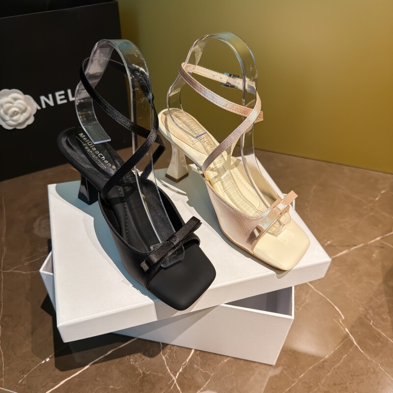 Ready-Made High-Heeled Sandals and Slippers with Bow-Knot French Style, Which Are Popular and Can Be Worn for a Long Time Without Tiring Your Feet and Are Super Comfortable to Wear