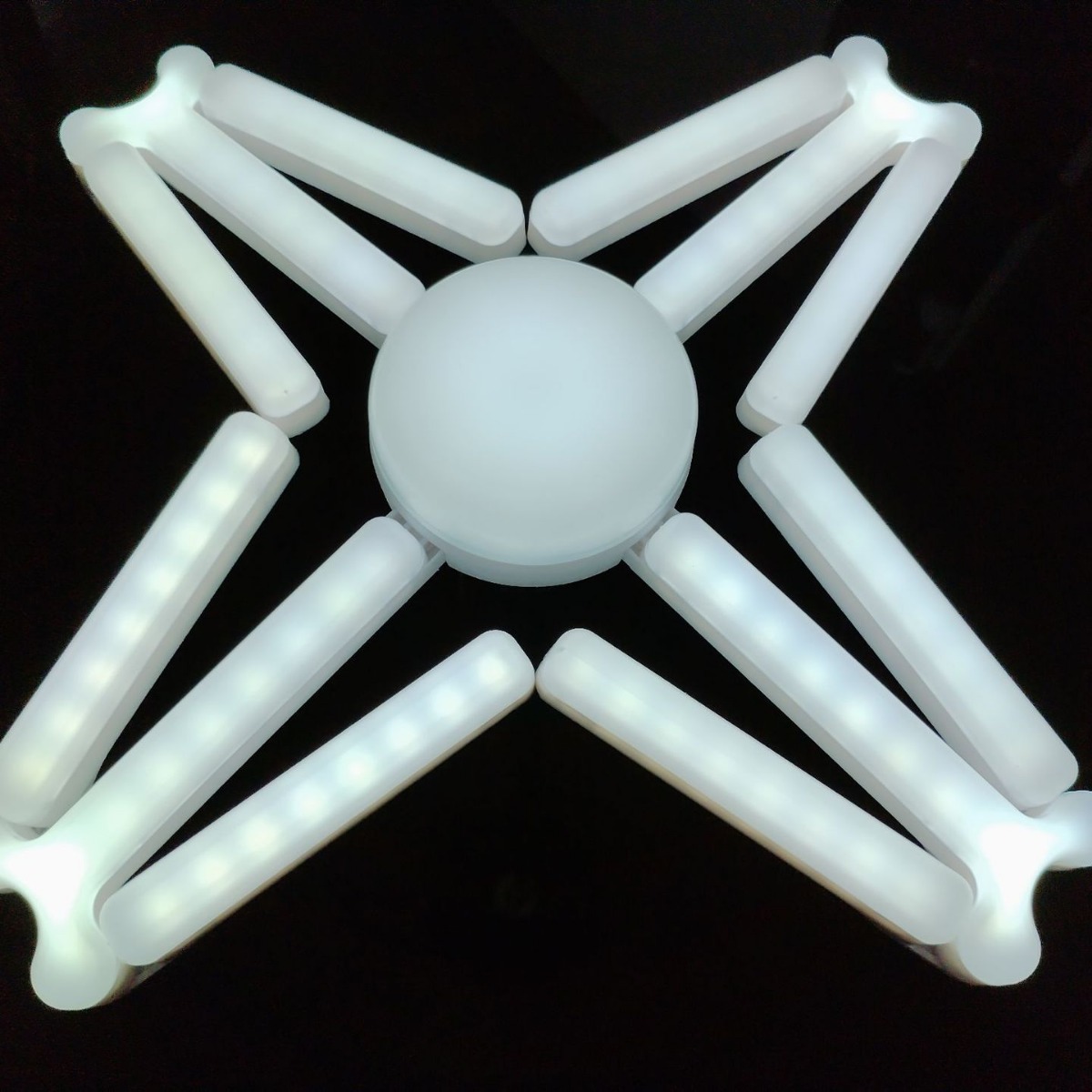 LED������������Ҷ�۵��ưٱ����͵�LED���ܵ������ӿڵƸ����ȵ�