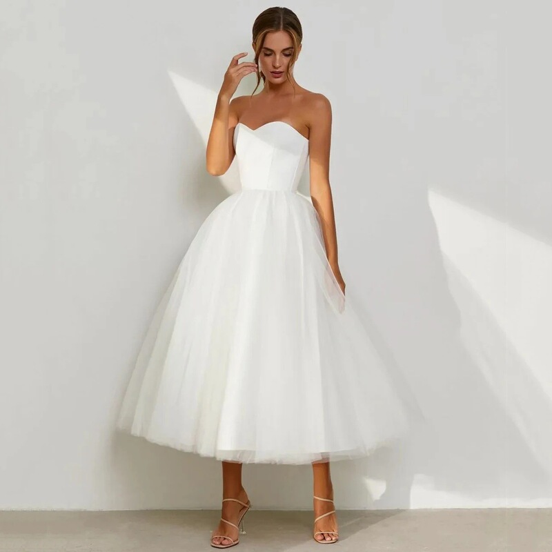 Summer Simple White Strapless Mesh Mid-Length Dress for Bride, Suitable for Marriage Registration, Travel Photography, Light Wedding Dress, Banquet Party, and Small Formal Dress Summer Simple White Strapless Mesh Mid-Length Dress for Bride, Suitable for Marriage Registration, Travel Photography, Light Wedding Dress, Banquet Party, and Small Formal Dress