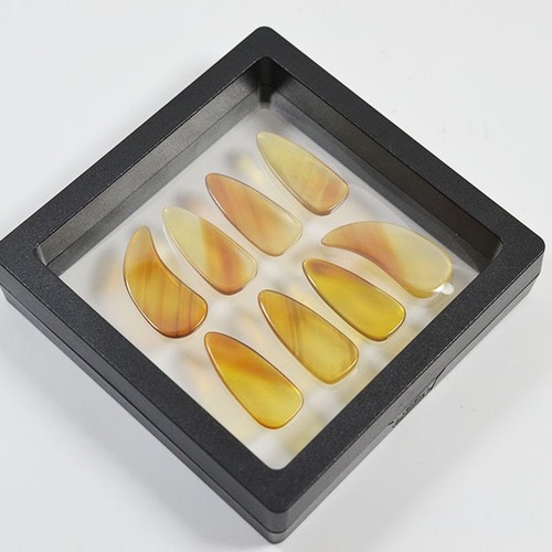 Source manufacturer wholesale horn guzheng nails double arc groove special guzheng armor for performance examination