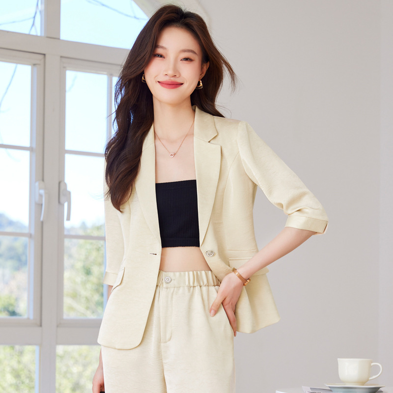 Summer thin three-quarter sleeve suit suit Women's Business wear elegant goddess style white collar manager casual suit jacket