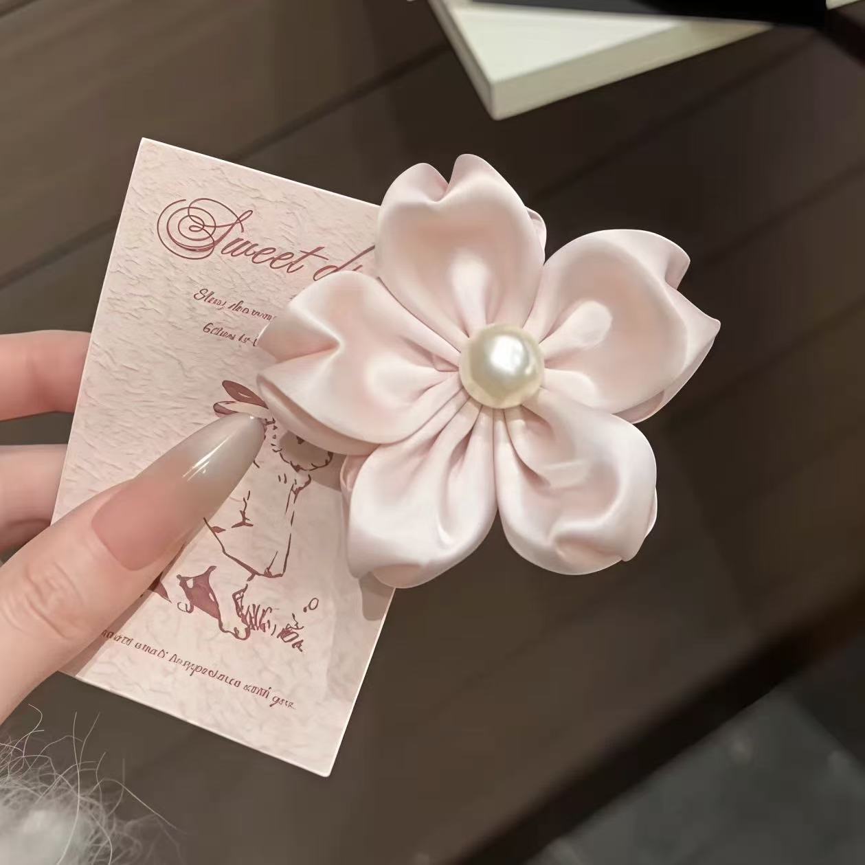 핑크 벚꽃 비즈 머리핀