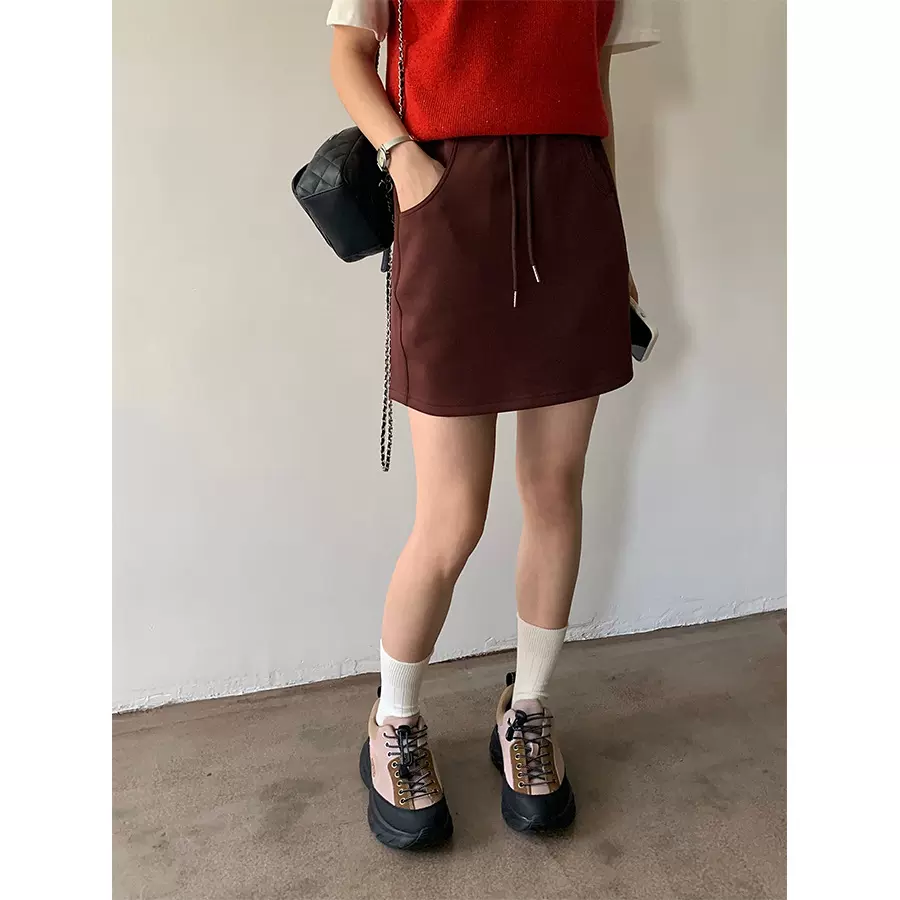 黄峥 抽绳松紧腰工装卫衣半身裙女2025春韩版包臀A字短裙141QH113