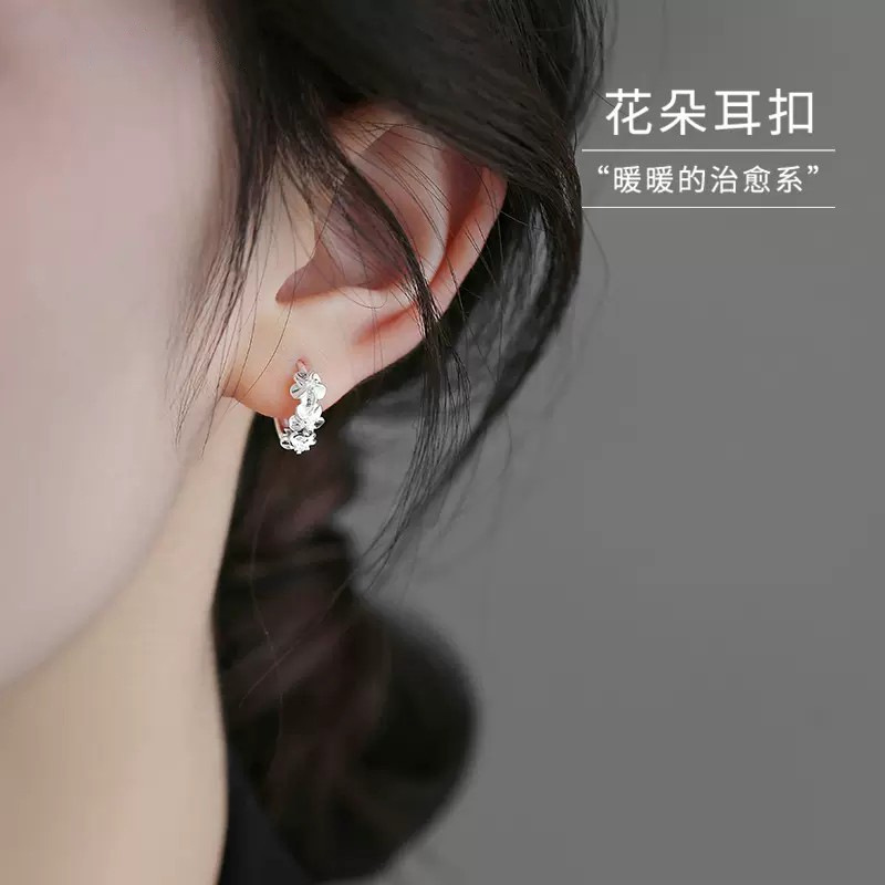 韓国版の森系の花の耳のボタンの女性の甘い気質のツバキの花のイヤリングは軽くて豪華です。|undefined