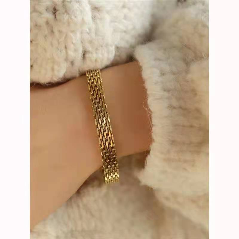 Solid Color Pattern Women'S Gender PVD Coated Real Gold Plated Solid Color Titanium Steel Fashion Waterproof Non Tarnish Bracelets Necklace