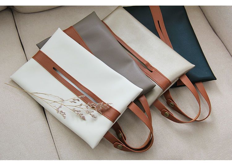 Creative Hanging High-End Car Tissue Bag In-Car Leather Tissue Box Bathroom Toilet Wall-Mounted Tissue Bag