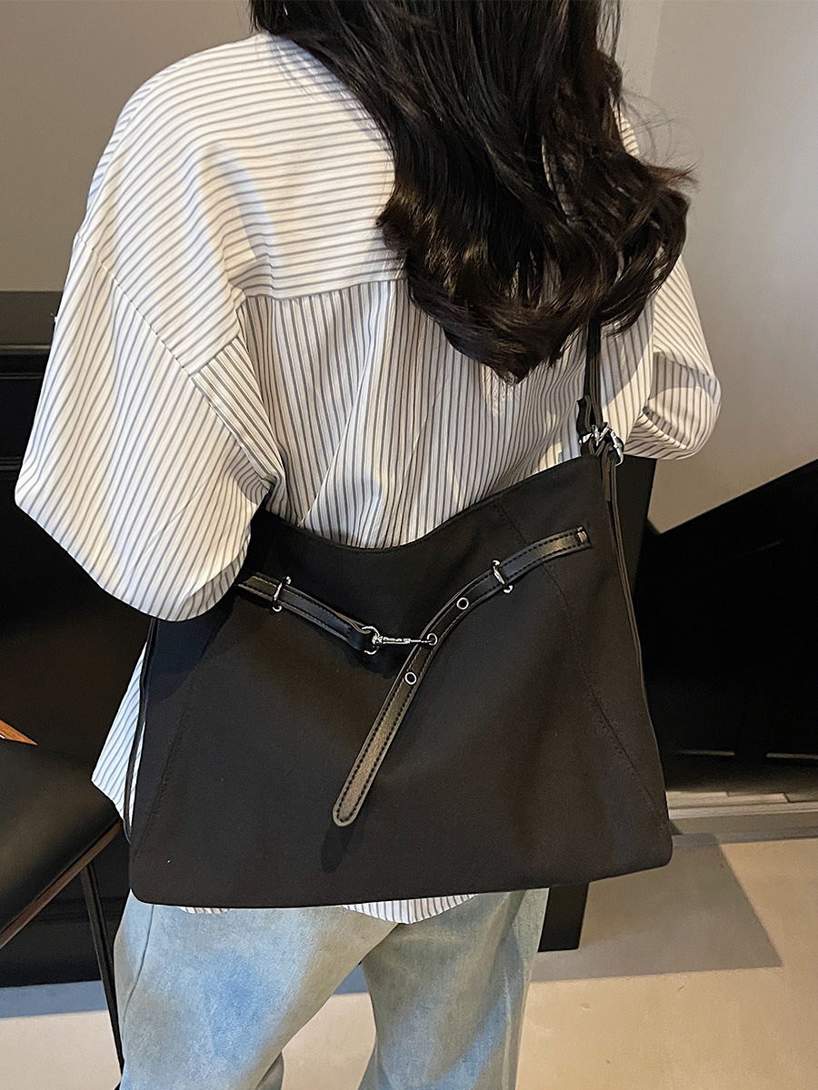 Bolsa de hombro de denim para mujeres 2025 primavera retro alta sensación bolso de hombro de gran capacidad tote bag de viaje