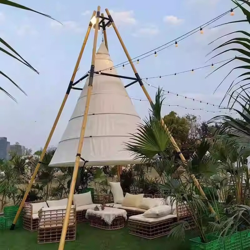 Luz de lujo triángulo red carpa de comidas al aire libre Hotpot Hotel camping lugar escénico Cottage Residence Hotel Tent