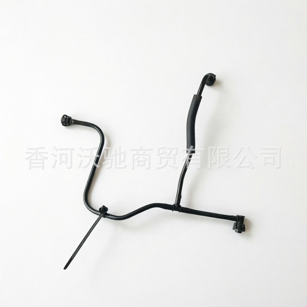 LR091813 T2H1438 is suitable for the Land Rover Range Rover Jaguar new XEXF water tank auxiliary water reservoir return pipe