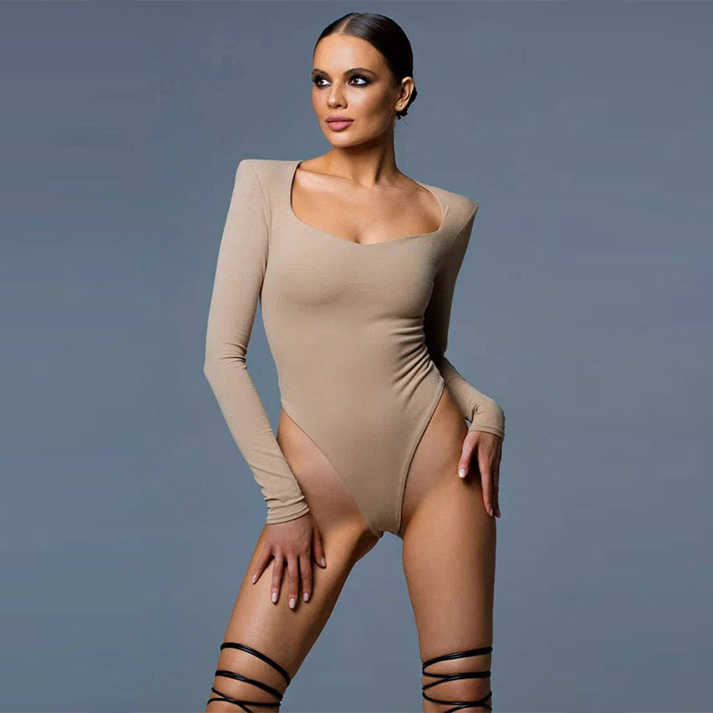 Estación independiente de Amazon Estilo europeo y americano Estilo de mujer estilo callejero Estilo de manga larga Cuello cuadrado de moda ajustado Chicas calientes de una pieza