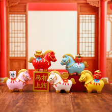 新年国潮马摆件创意生肖马上有钱摆件树脂工艺家居客厅小礼品桌面
