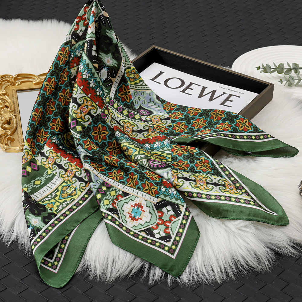 Bufanda de seda de mujer de estilo étnico 70 Bufanda de seda de imitación Bufanda de seda de protección solar cómoda y ligera Cinturón para el cabello Bufanda en la cabeza Chal multifunción