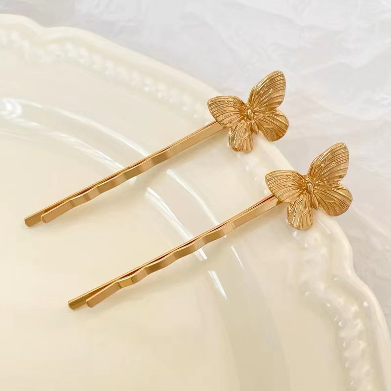 Trumpet butterfly