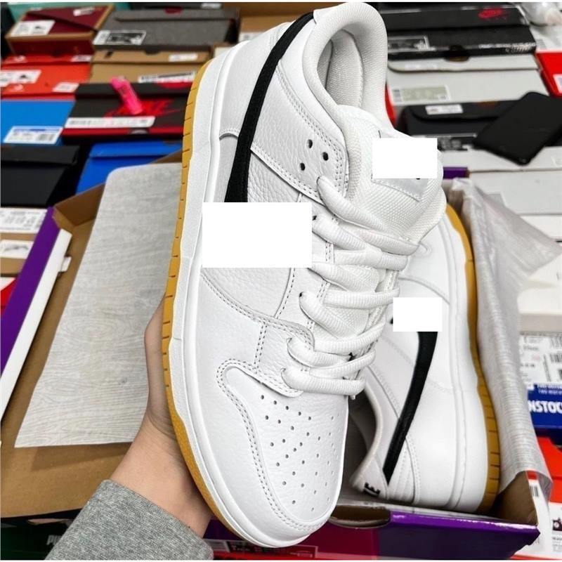 Popular Dunk White and Black Raw Rubber Versatile Low Casual Sports Shoes with Air Cushion Couple Skateboard Shoes for Men and Women Popular Dunk White and Black Raw Rubber Versatile Low Casual Sports Shoes with Air Cushion Couple Skateboard Shoes for Men and Women