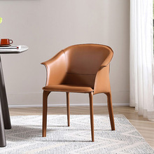北欧马鞍皮椅轻奢餐椅家用意式极简化妆椅高端酒店凳子设计师椅子
