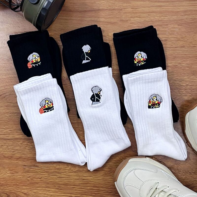 Socks men's mid-calf socks sweat-absorbent breathable autumn and winter cartoon socks Japanese sports socks IKUN embroidered fashionable socks all-matching