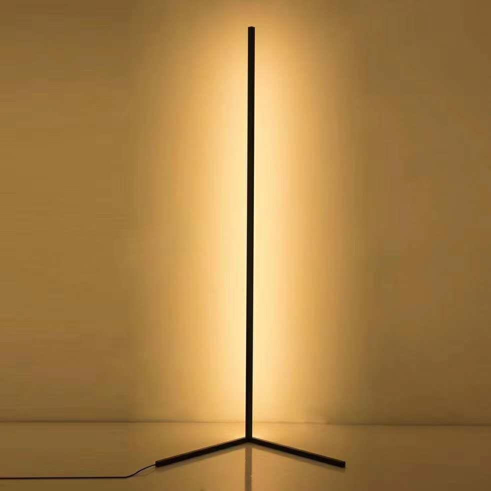 Blanco cálido tricolor iluminación de piso de atmósfera nórdica creativa dormitorio sala de estar ins ambiente vertical iluminación de esquina de control remoto