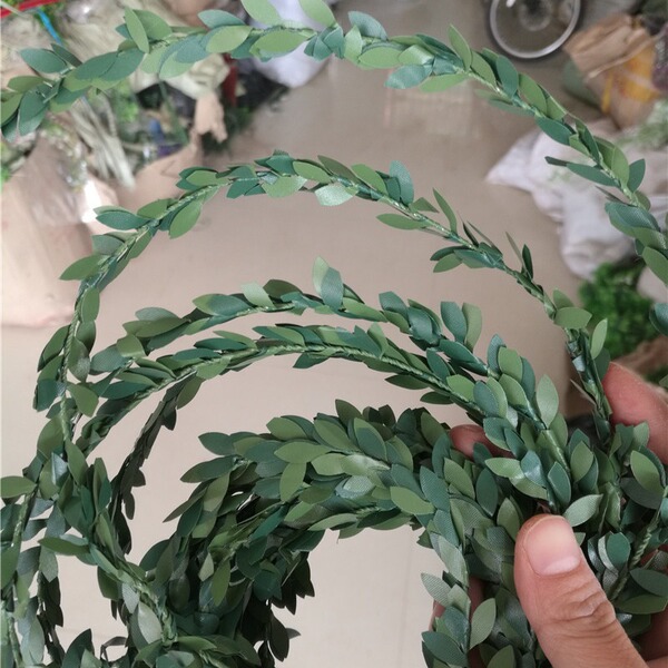 PVC Christmas Flower Leaves Teng Simulation Flower Ring DIY woven…