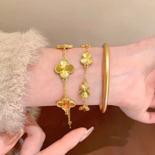 ���ֵ���~�����Ů�p��С����������|�ٴ�߼������C���