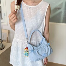 ����ɰ�С�����Ҹ�°���ϵ�����Ӱ���������б���Ů�������