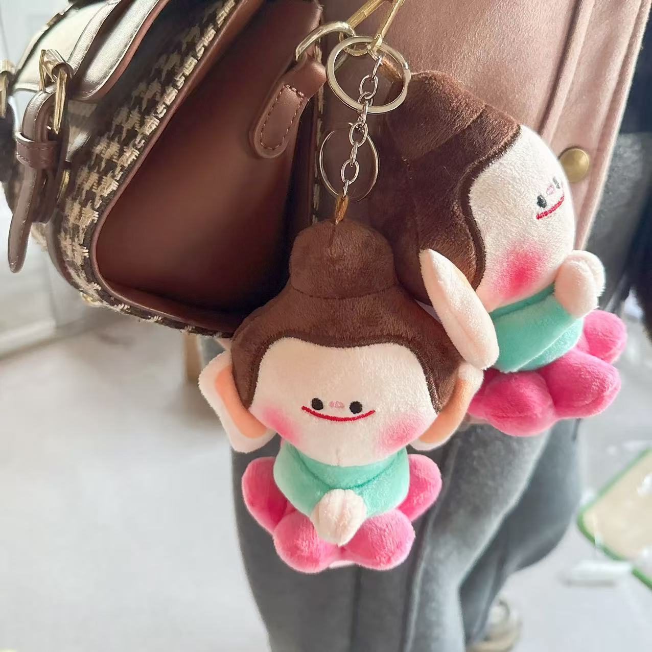 Celebridades de Internet lindo y lindo loto pequeño Buda colgante peluche muñeca Buda pequeño compañero bolso colgante llavero muñeca de trapo