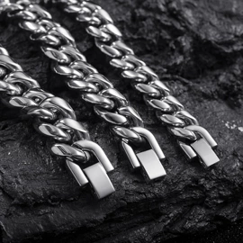 项链;手链;项坠