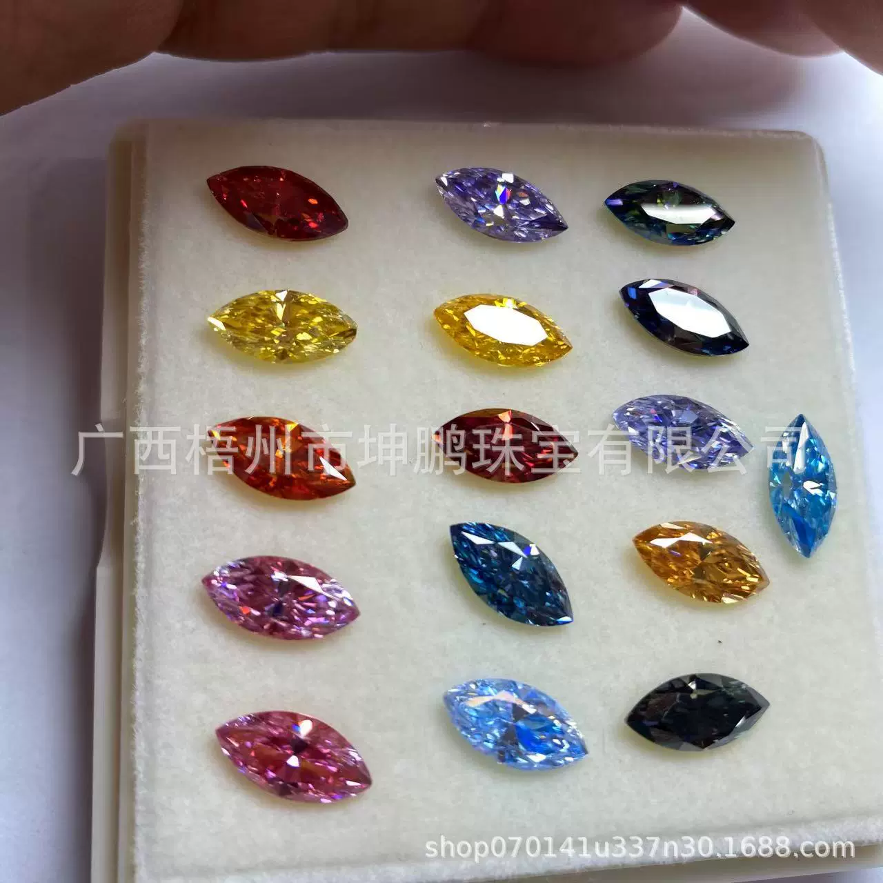 莫桑石马眼形戒面裸石高净度颜色火彩好首饰镶嵌配石厂家批发