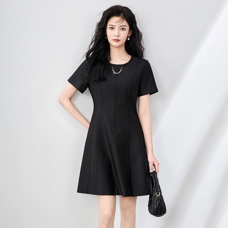 Váy cổ tròn tay ngắn suông midi thanh lịch đi làm — Màu đen