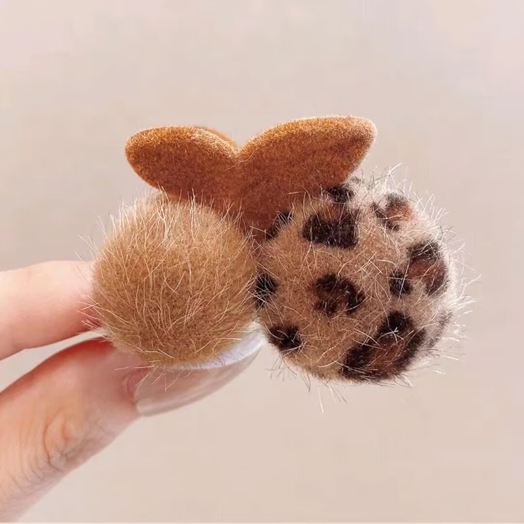 FEE80BDDC43390648F7BEBCD41FBCE