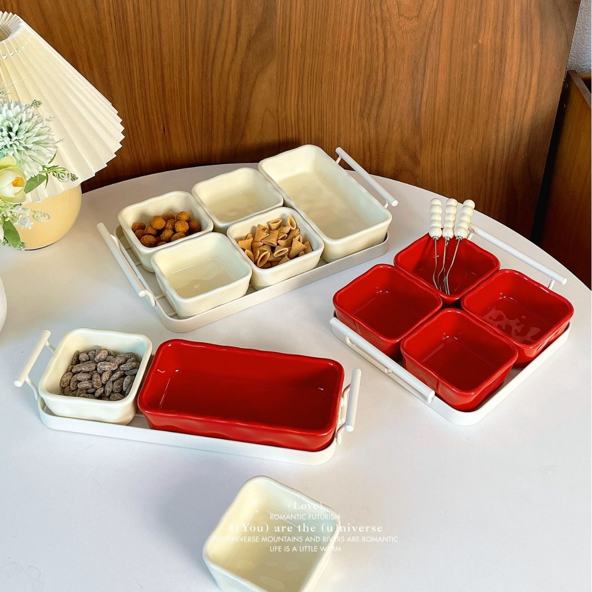 家用陶瓷分格水果盘下午茶点心糖果盘客厅干果零食小吃碟春节果盘