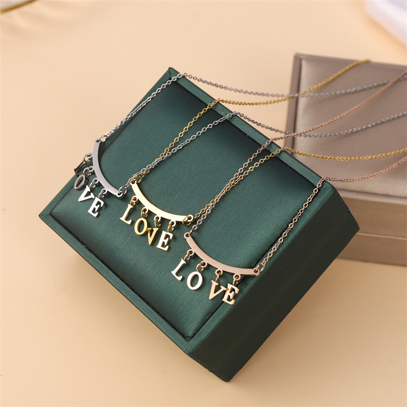 Simple Style Geometric Letter Titanium Steel Necklace