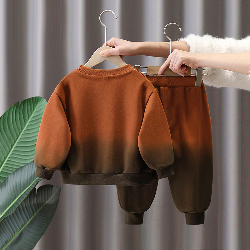 7667 traje de primavera para niños 2025 nuevo estilo estilo estilo extranjero rojo rojo ropa para niños primavera y otoño suéter degradado de dos piezas